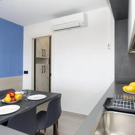 Caravela By Interhome Lloret de Mar